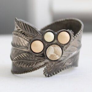 Carol Dauplaise Vintage Silver Tone Hinged Bracelet Leaf Design with Stones